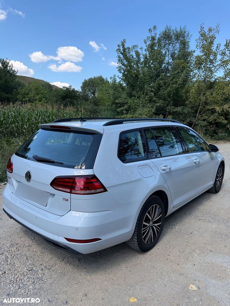 Volkswagen Golf - 4