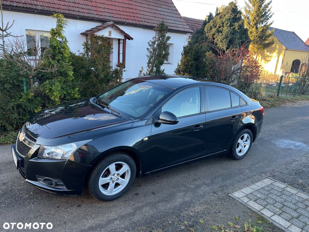Chevrolet Cruze 1.6 - 2