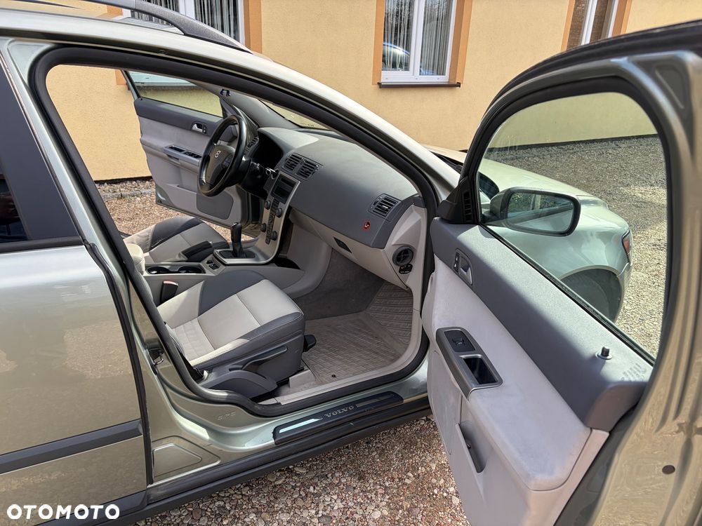 Volvo V50 1.8 - 8