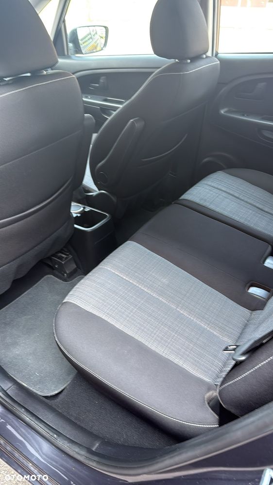 Kia Venga 1.6 CVVT Spirit - 36