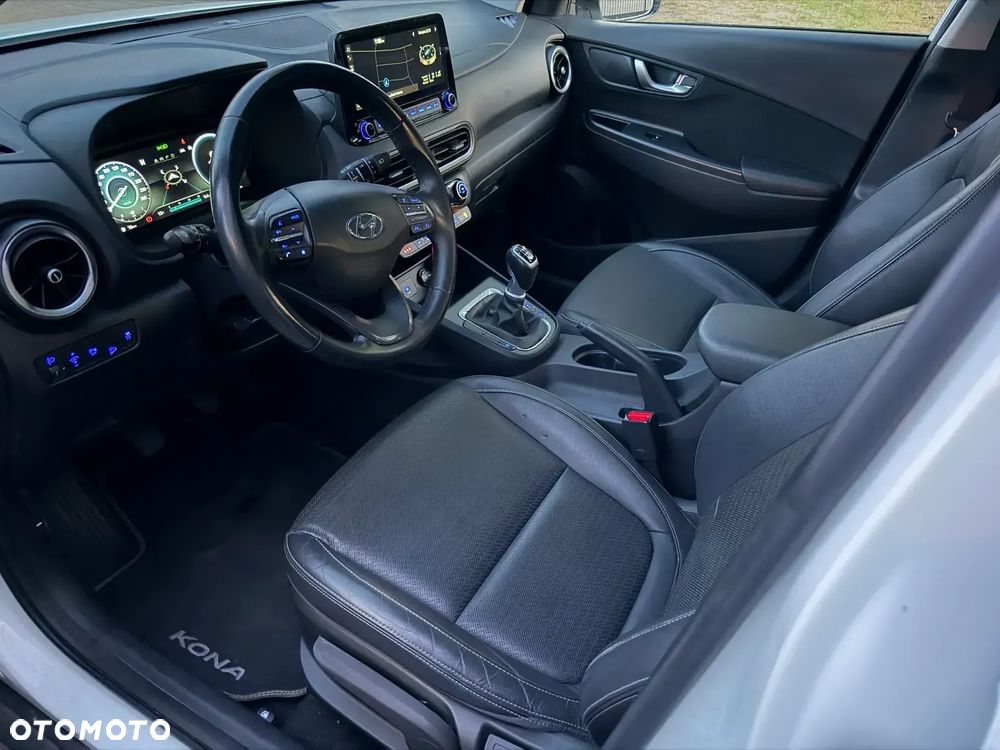 Hyundai Kona - 21