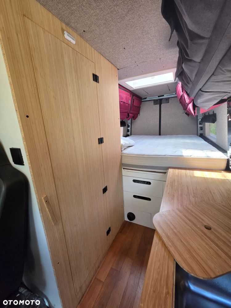 Mercedes-Benz Sprinter 906.211 - 17