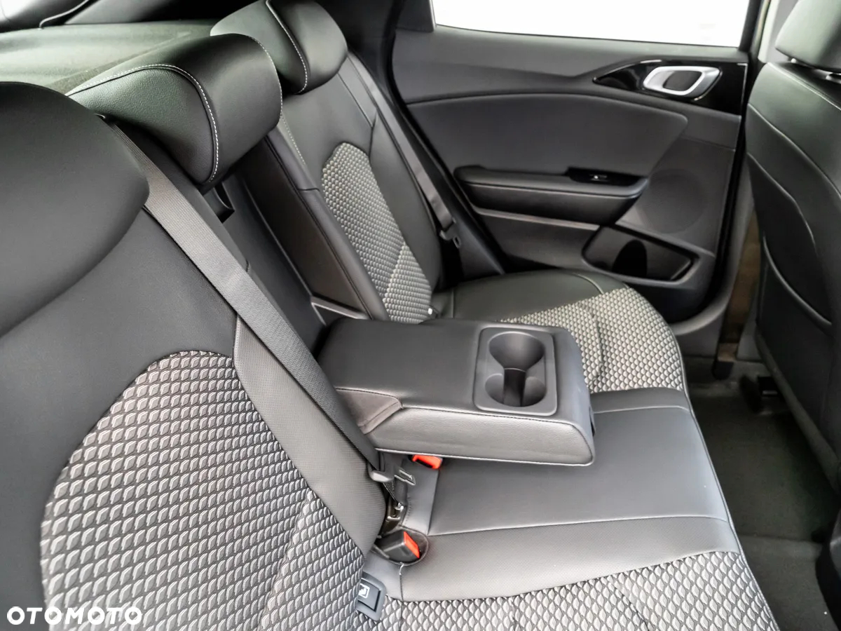 Kia XCeed 1.5 T-GDI L DCT - 11