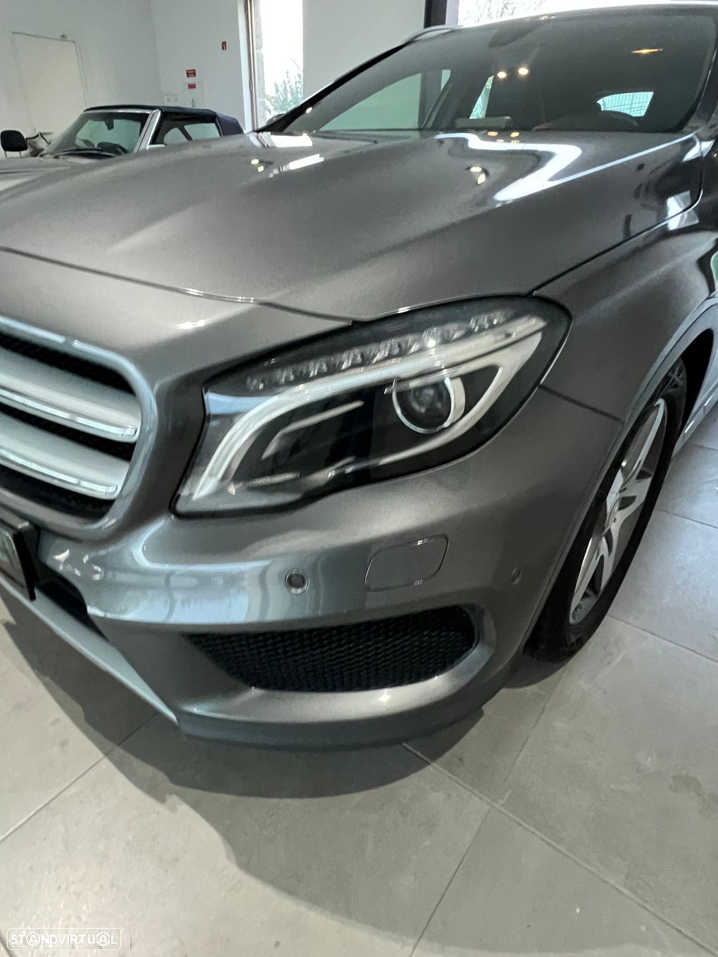 Mercedes-Benz GLA 180 d AMG Line - 12