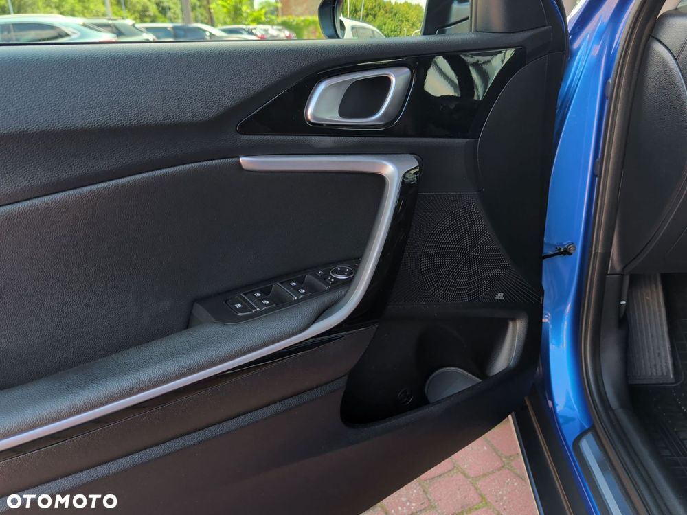 Kia XCeed 1.5 T-GDI L Business Line - 10