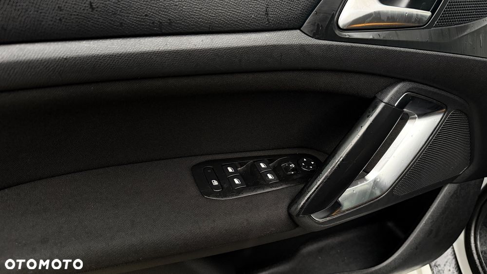 Peugeot 308 e-HDi 115 Stop & Start Allure - 11