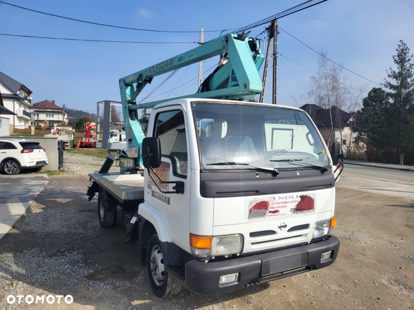 Nissan Cabstar