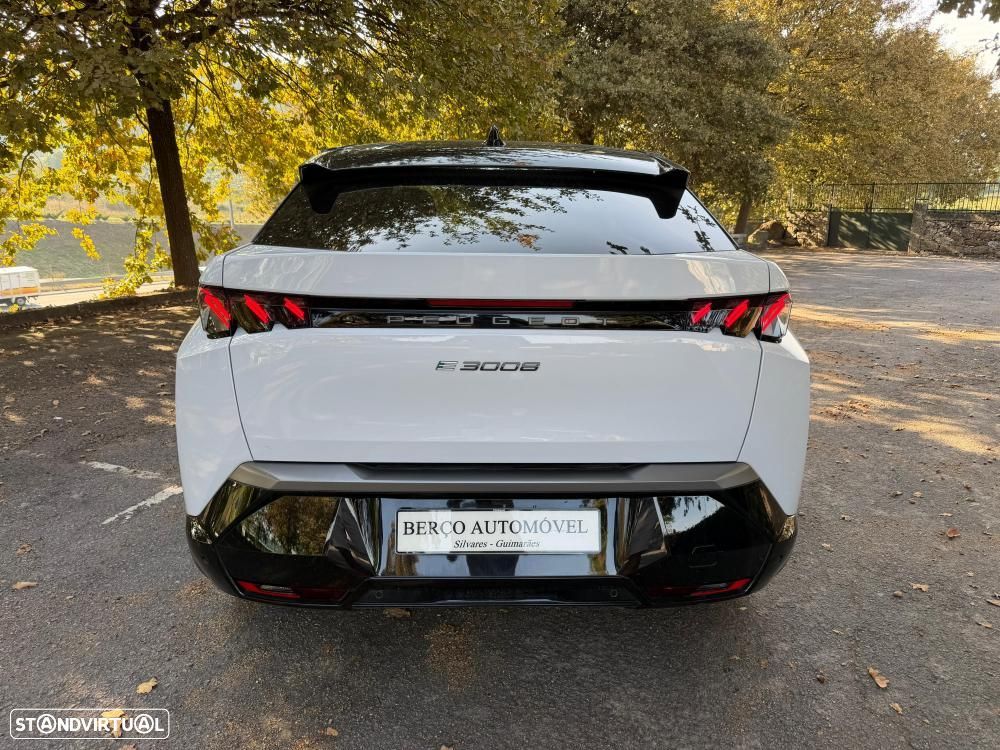 Peugeot E-3008 73 kWh GT - 6