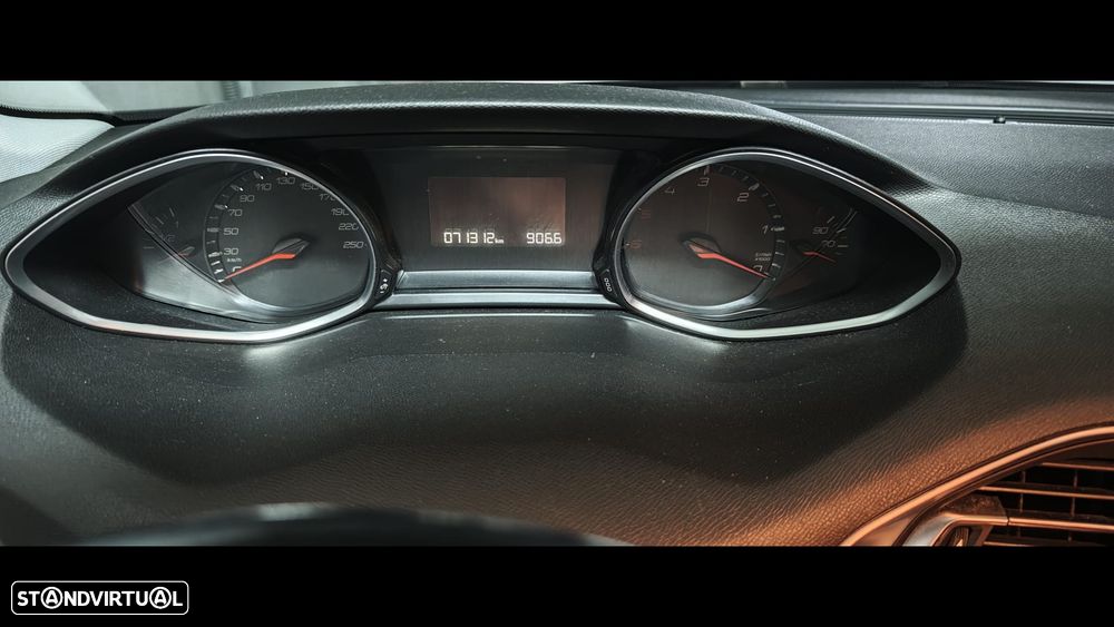 Peugeot 308 SW 1.5 BlueHDi Active - 22
