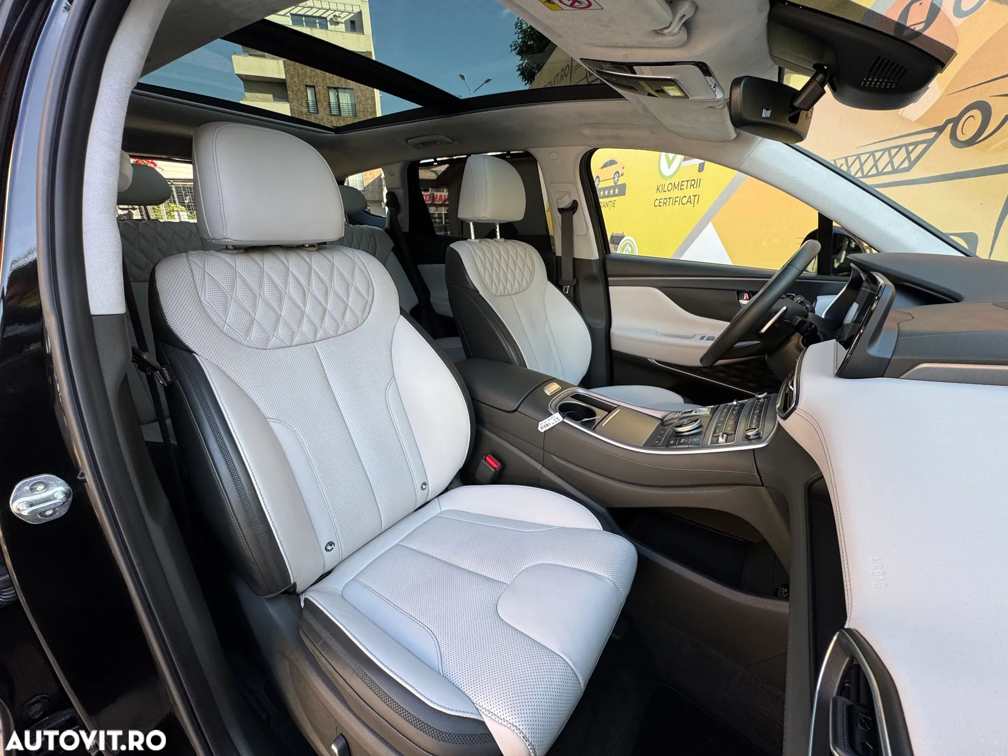 Hyundai Santa Fe Hybrid 1.6 l 230 CP 4WD 6AT Luxury - 4