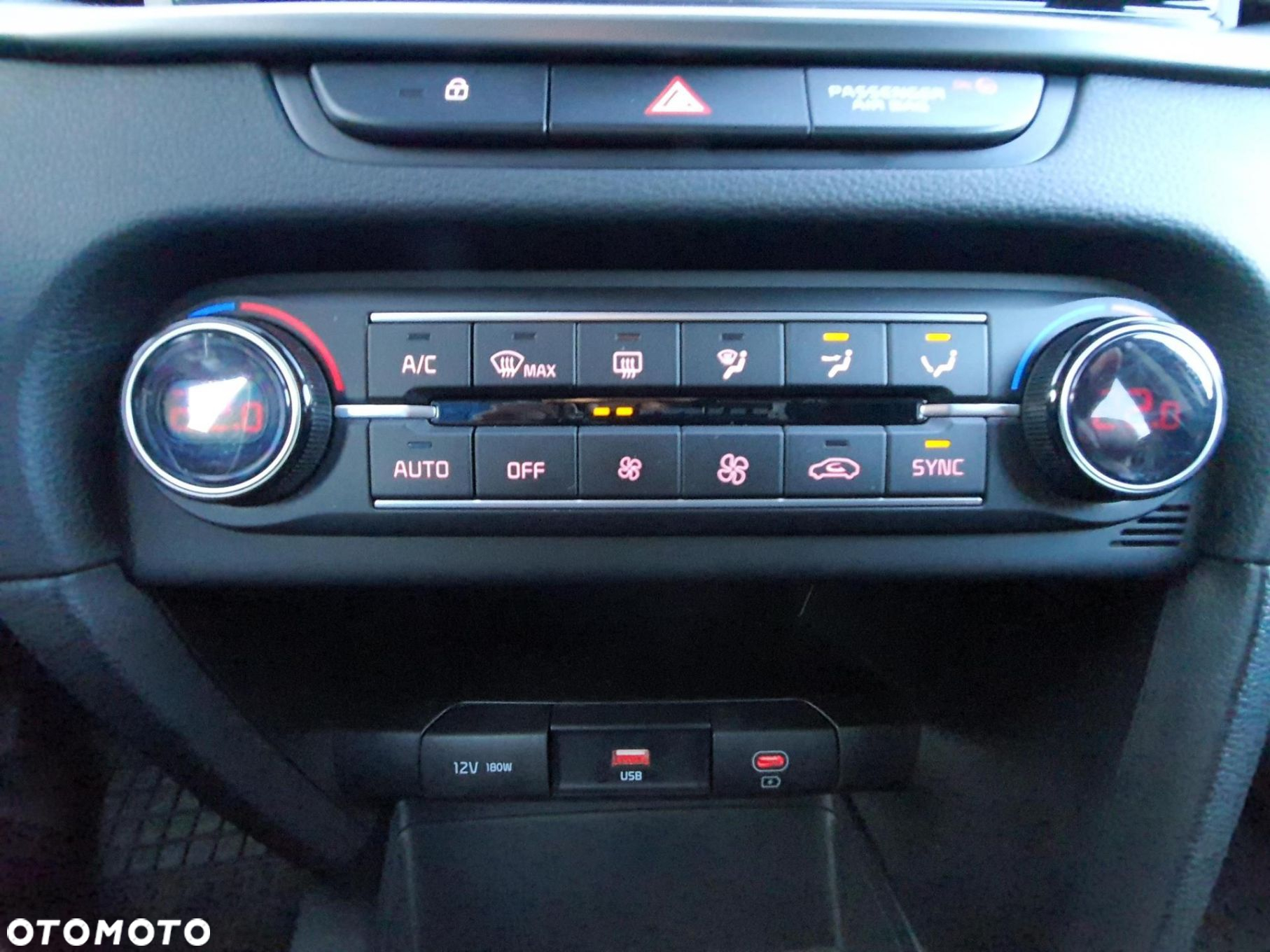 Kia XCeed - 19