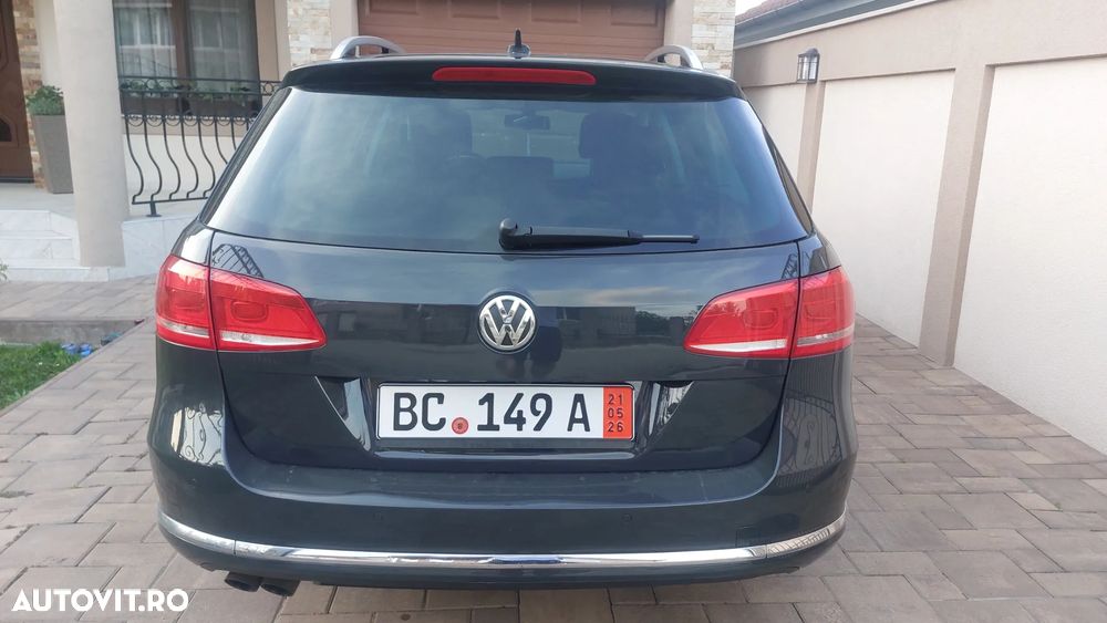Volkswagen Passat 2.0 TDI DSG BlueMotion Technology Comfortline - 5