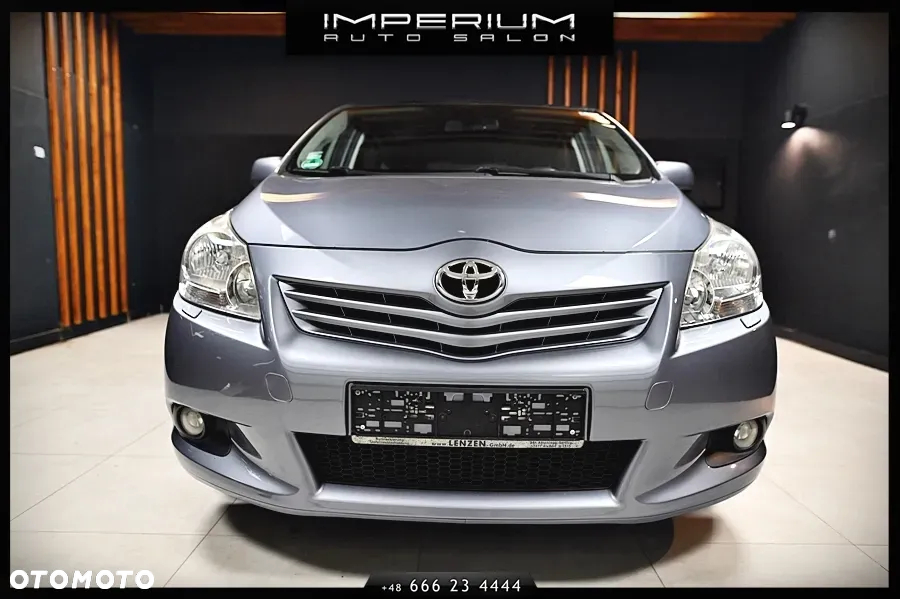 Toyota Verso 1.8 Sol 7os - 8