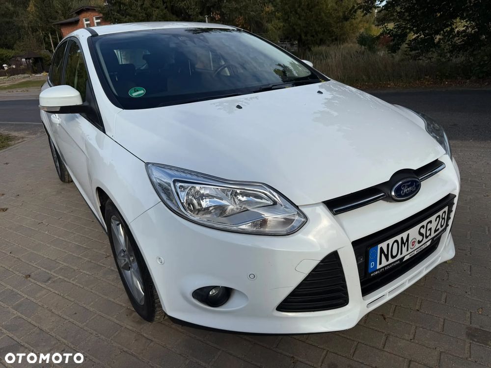 Ford Focus 1.0 EcoBoost Titanium - 4
