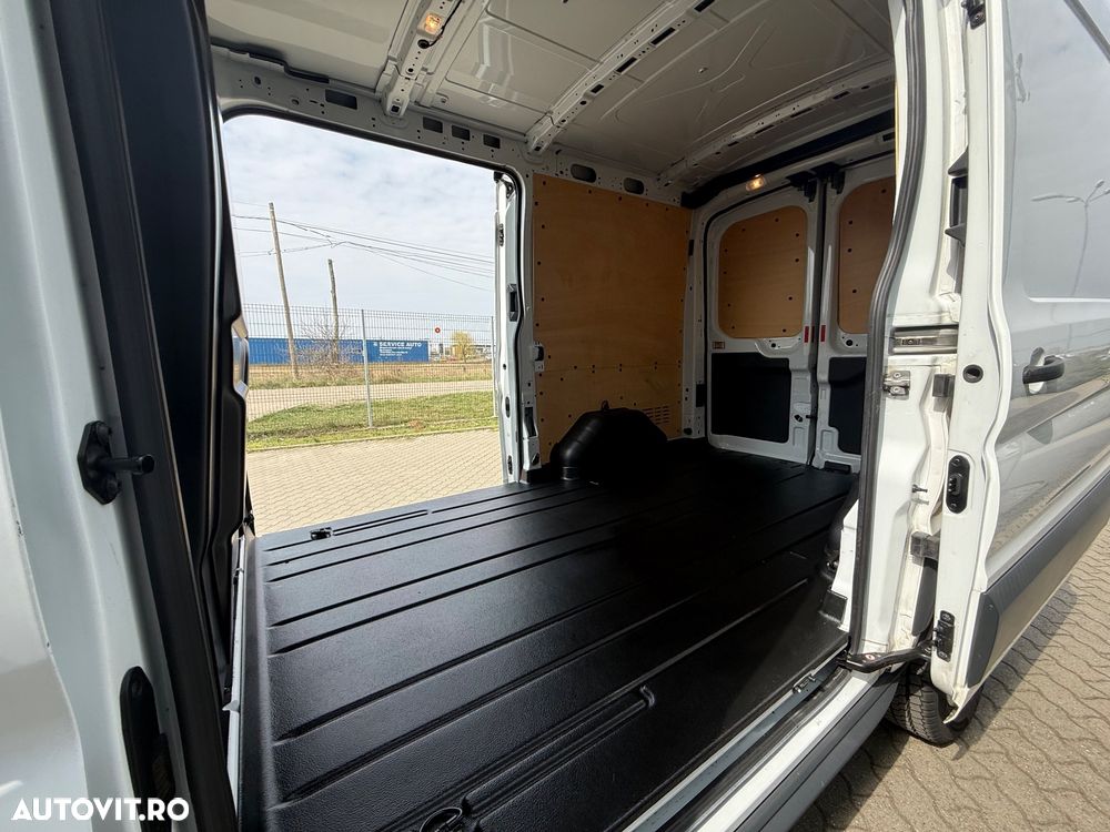 Ford Transit L3 Furgon DCIV RWD Trend - 17