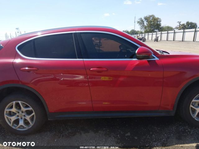 Alfa Romeo Stelvio - 13