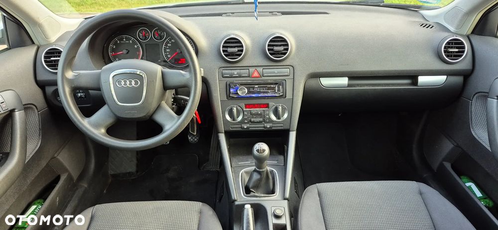 Audi A3 Sportback - 12