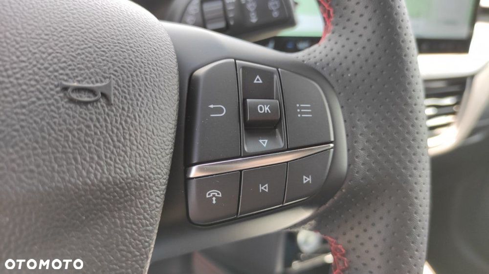 Ford Kuga - 16