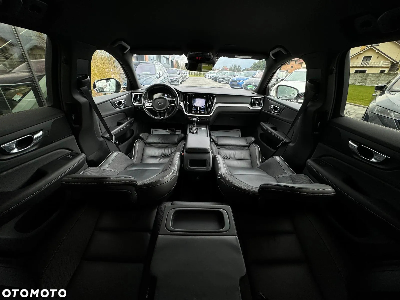 Volvo V60 D4 AWD Geartronic R-Design - 14