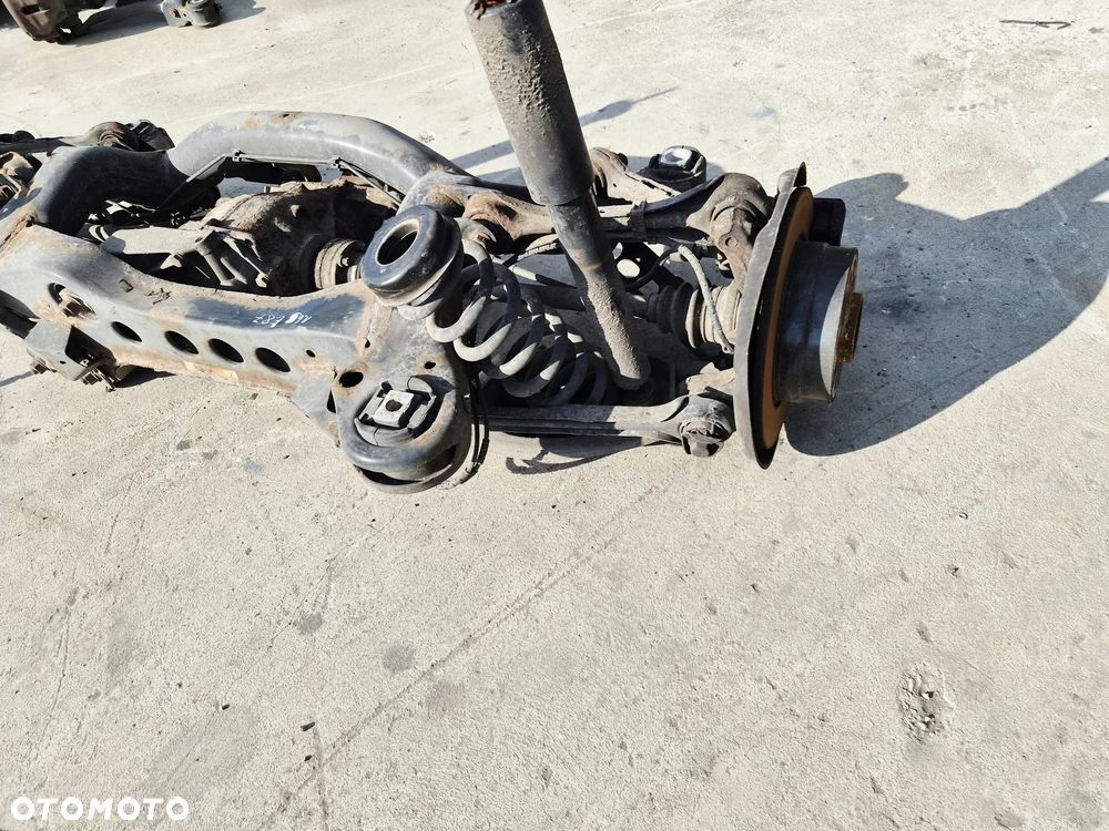 Sanki Zawieszenie Komplet Bez Mostu Tył Tylne BMW 1 E81 E87 - 4