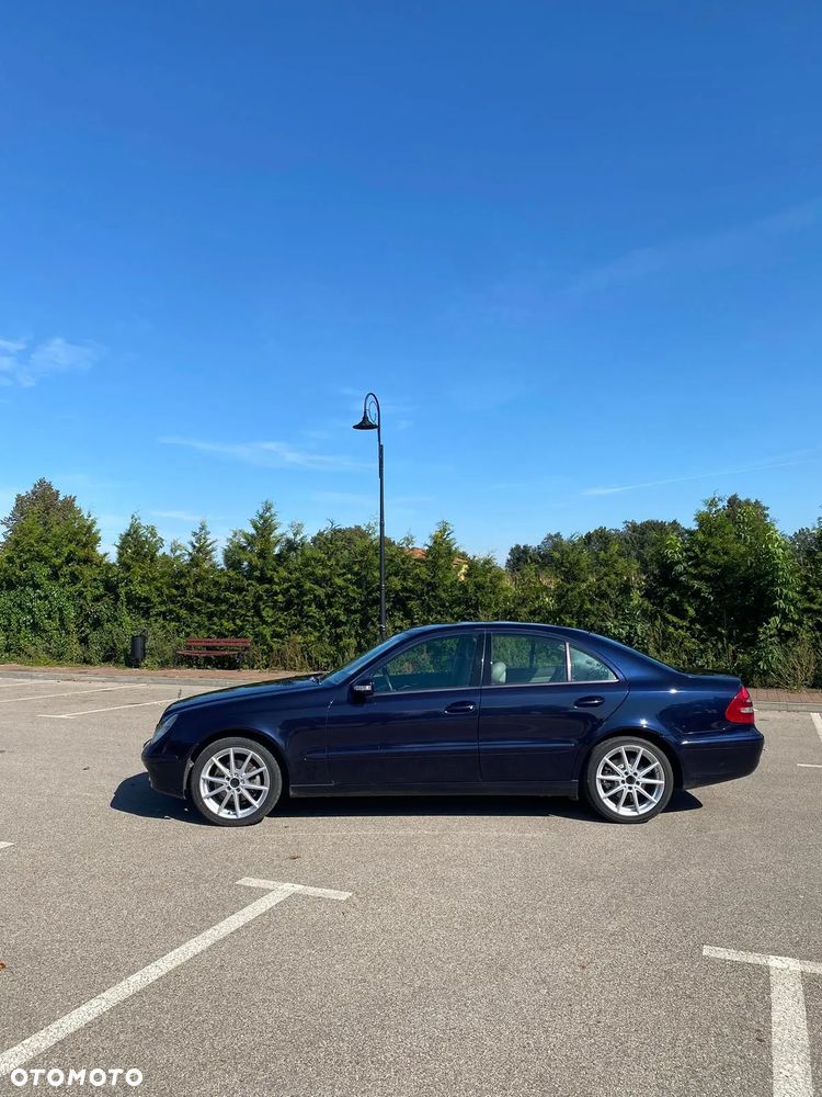Mercedes-Benz Klasa E 220 T CDI Classic - 6