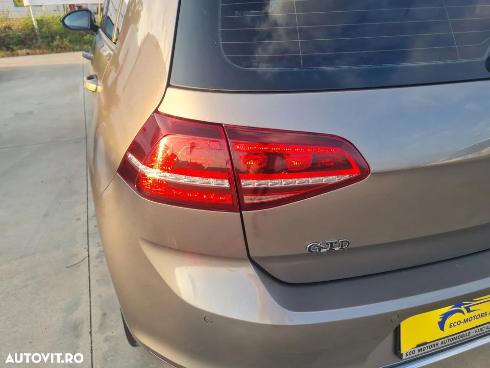 Volkswagen Golf - 7
