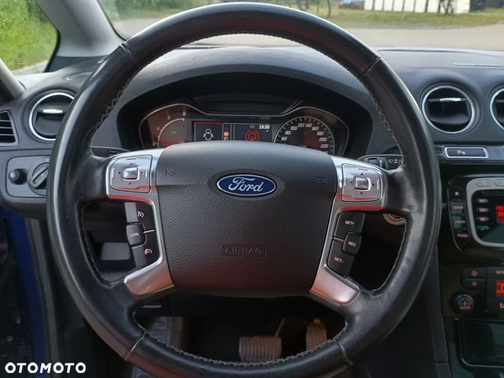 Ford S-Max 2.0 TDCi DPF Titanium - 29