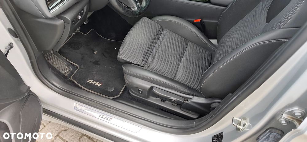 Opel Insignia 2.0 T 4x4 GSi S&S - 28