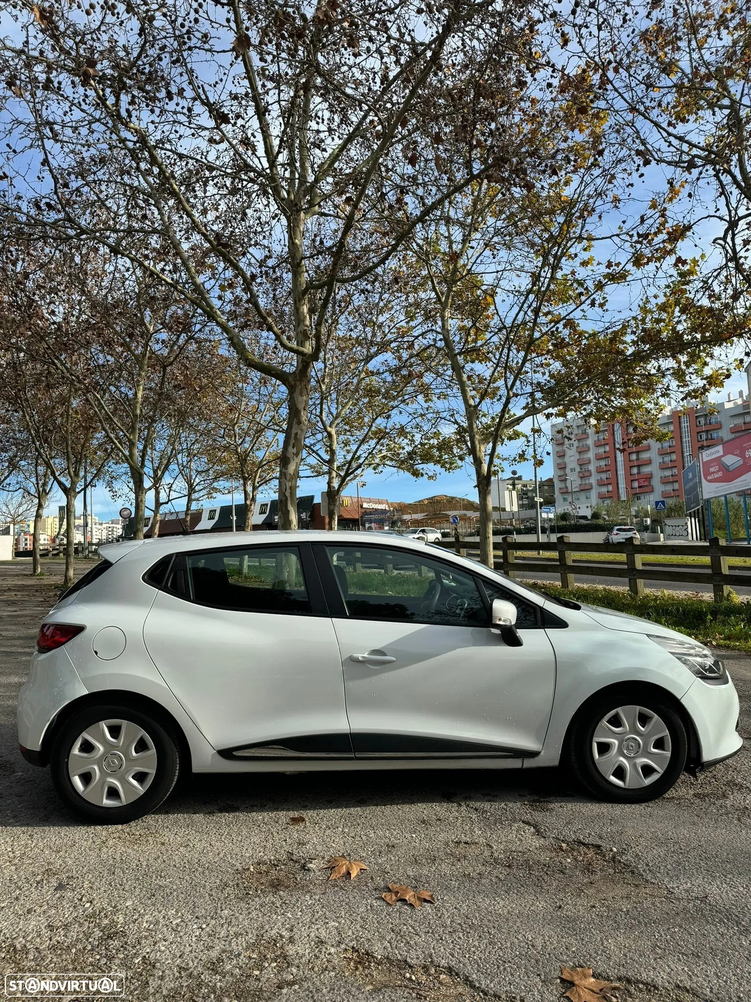 Renault Clio 1.5 dCi Dynamique S - 5