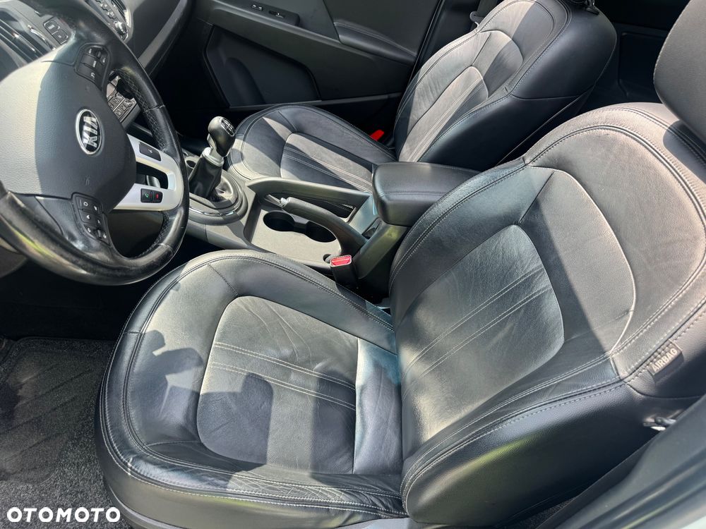 Kia Sportage 2.0 CRDI 4WD Vision - 34