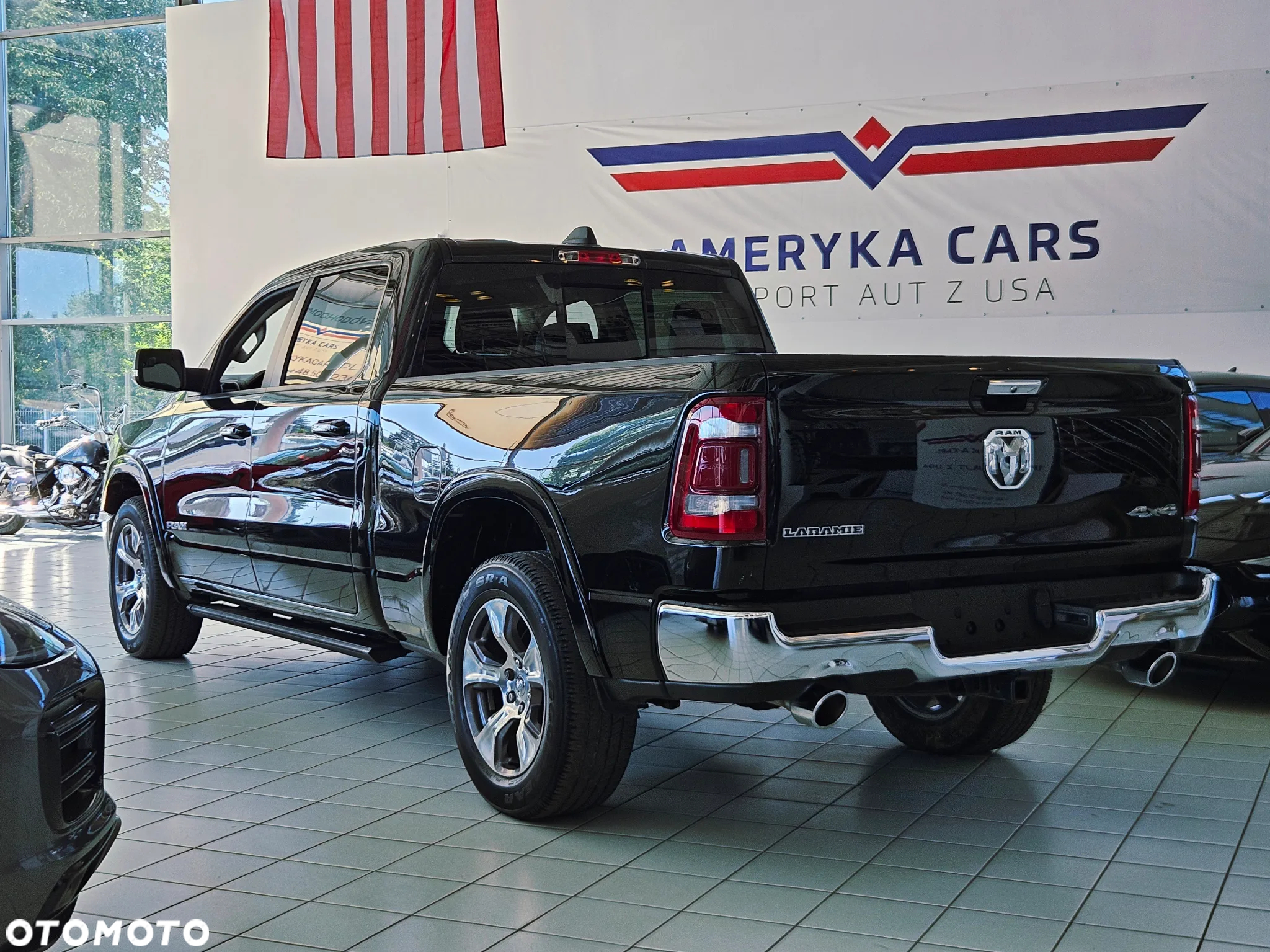 RAM 1500 5.7 Crew Cab Laramie - 5