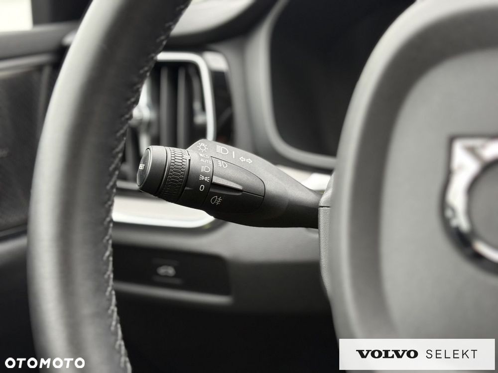 Volvo V60 Cross Country - 26