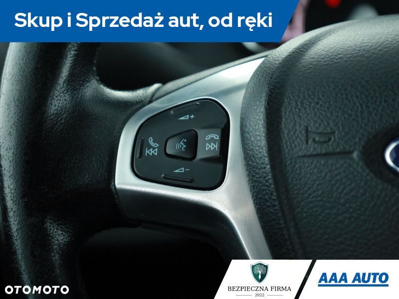 Ford Fiesta - 15