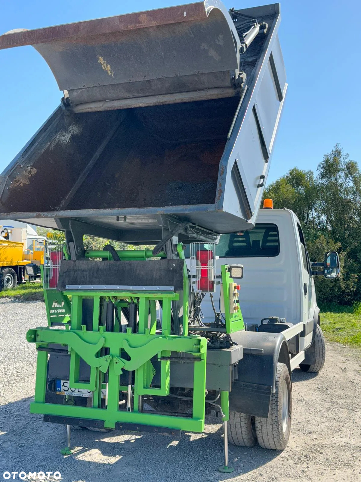 Iveco Dayli 70C15 Speclany Smieciarka Miejska Prasa  wywrotka - 3