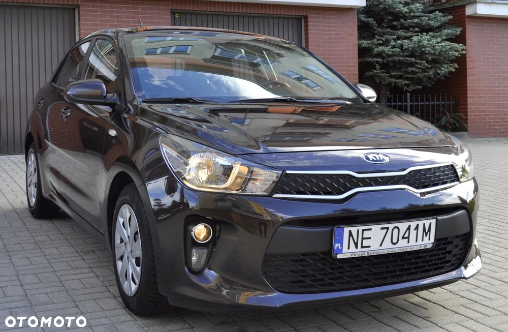 Kia Rio 1.2 Attract - 10