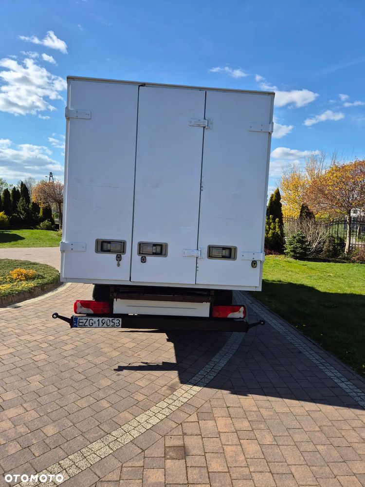 Mercedes-Benz Sprinter - 7