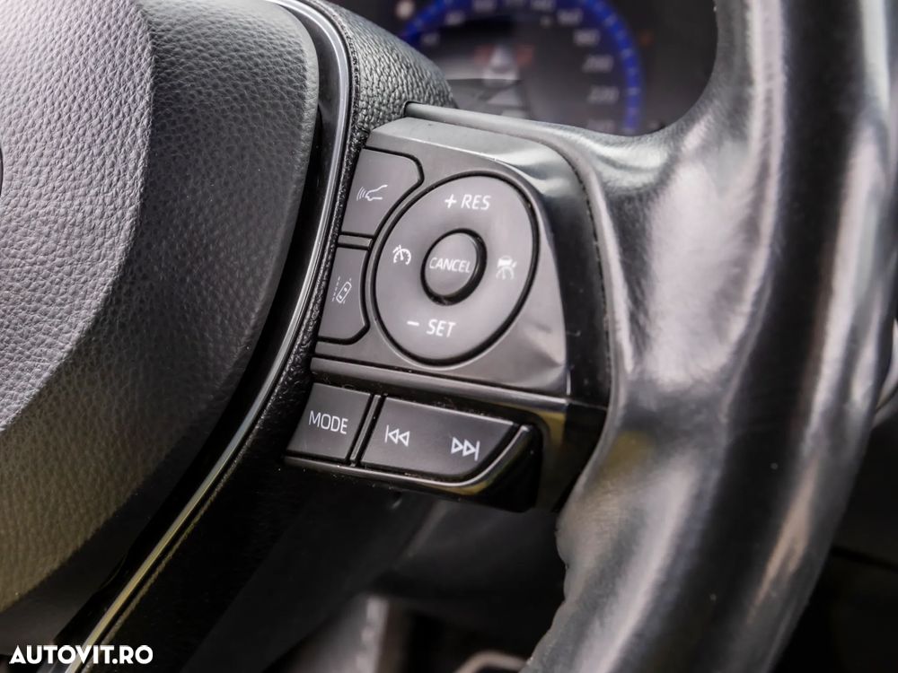 Toyota Corolla 2.0 Hybrid Business Edition - 20