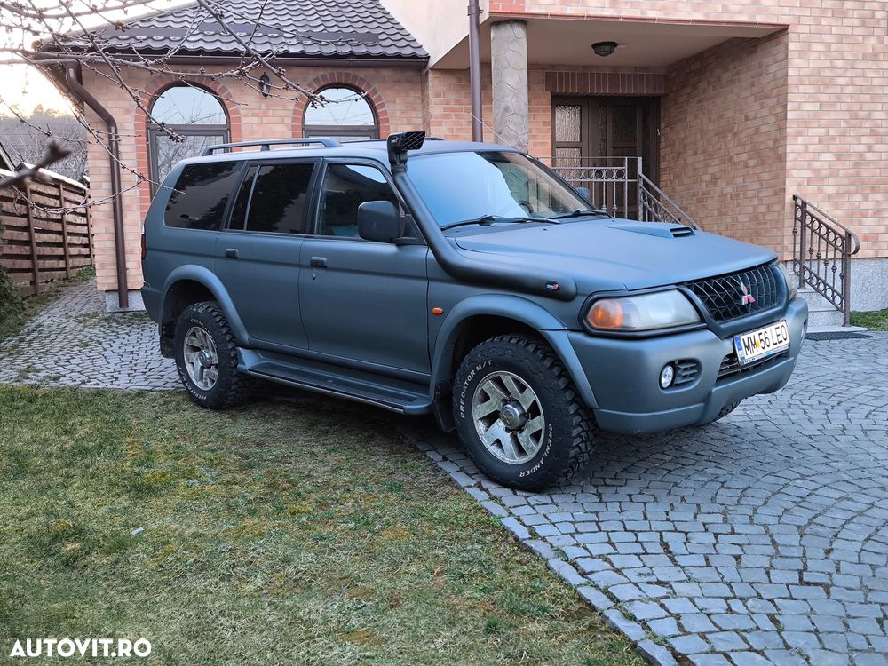 Mitsubishi Pajero Metal Top 2.5 TD GL - 14