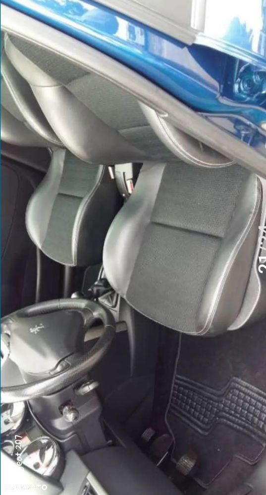 Peugeot 207 1.6 VTi Outdoor - 11