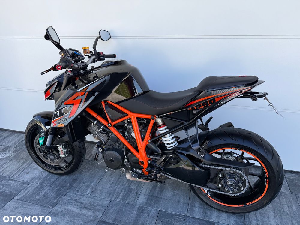 KTM Super Duke - 17