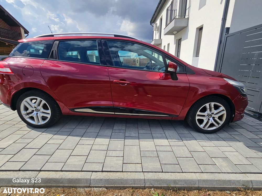 Renault Clio - 5