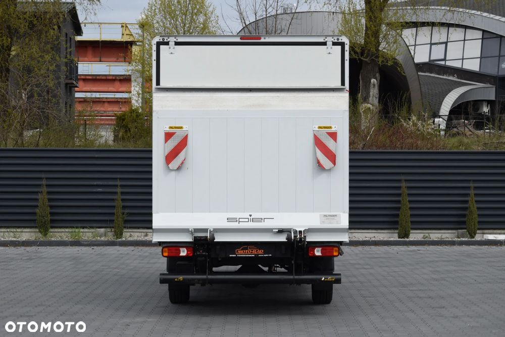 Iveco DAILY 35S14 / 2.3 - 140 KM / AUTIOMAT HI-MATIC / 3 OSOBY / DO 3,5 TONY / KONTENER / DOSTAWCZE / WINDA PALFINGER / KLIMA / TEMPOMAT / 2022 / SERWISOWANY / SPROWADZONY Z NIEMIEC - 6