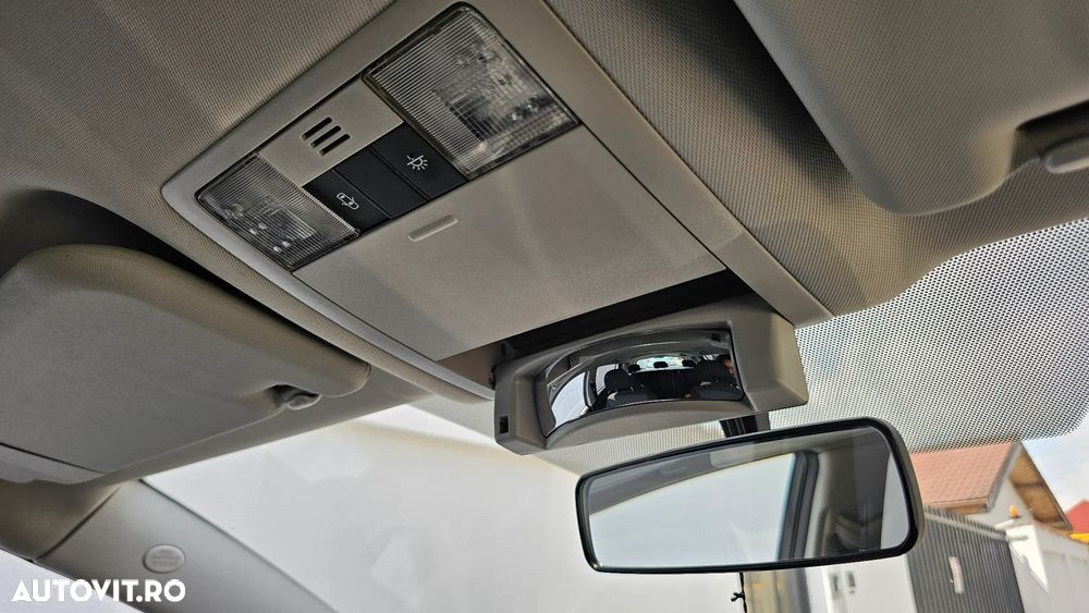 Toyota Verso 1.8 Valvematic Luna - 35