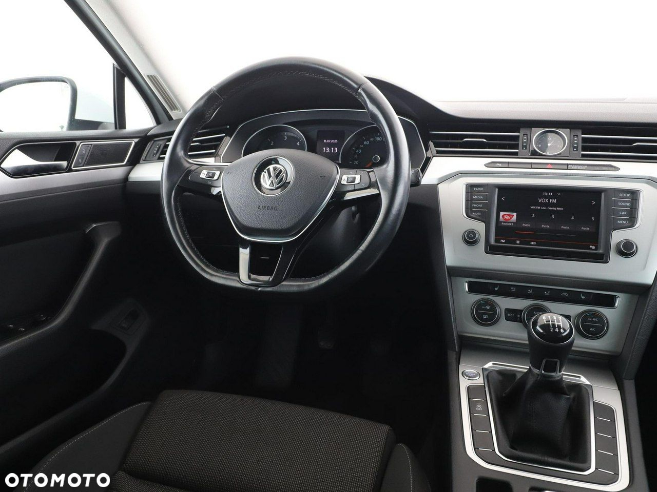 Volkswagen Passat Variant 1.6 TDI (BlueMotion Technology) Comfortline - 16