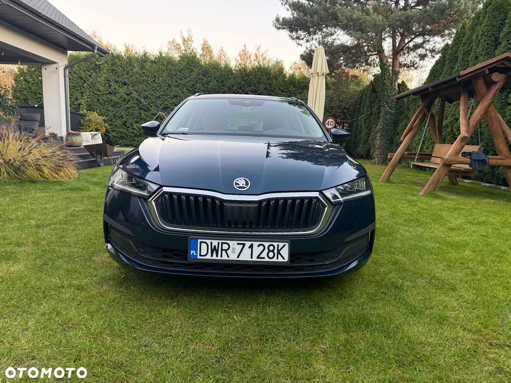 Skoda Octavia 2021 photo 5