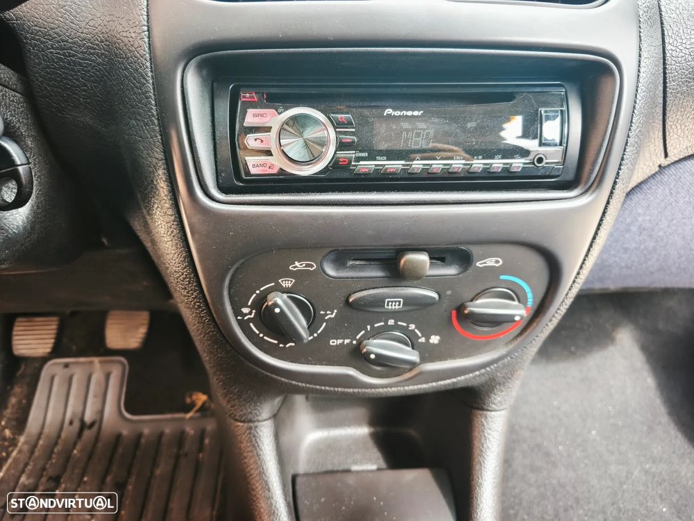 Peugeot 206 1.1 XR Présence - 9