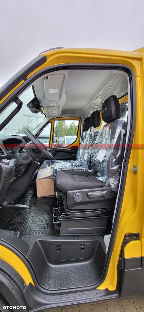 Iveco Daily 70C18H A8 Laweta z zapadniami - 18