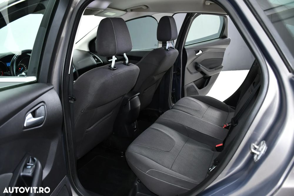 Ford Focus 1.6 TDCi DPF Start-Stopp-System Titanium - 6