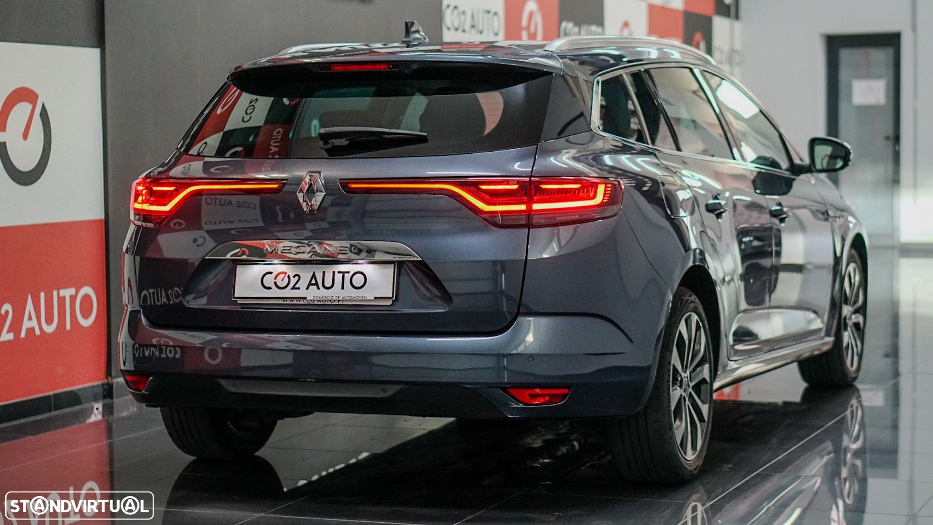 Renault Mégane Sport Tourer 1.5 Blue dCi Techno EDC - 4