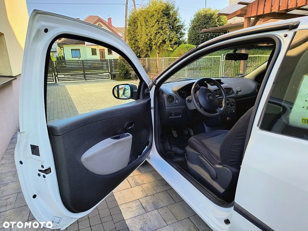 Renault Clio 1.5 dCi Campus - 5